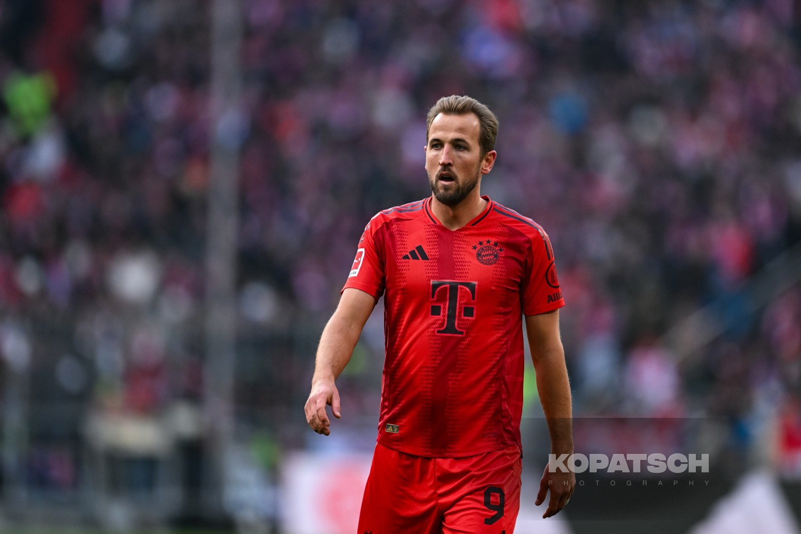 Harry Kane · 2025-01-18 FC Bayern Muenchen vs VfL Wolfsburg